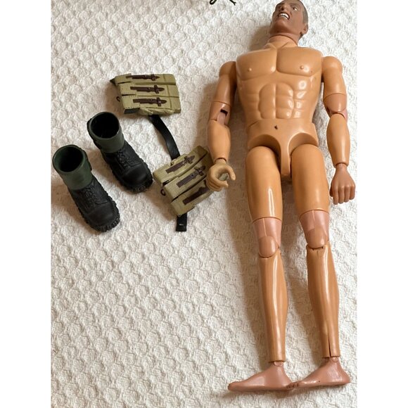 Camouflage Military Man Helmet Weapon Ammo Cartridge Belt Stand Action figure - Picture 6 of 13